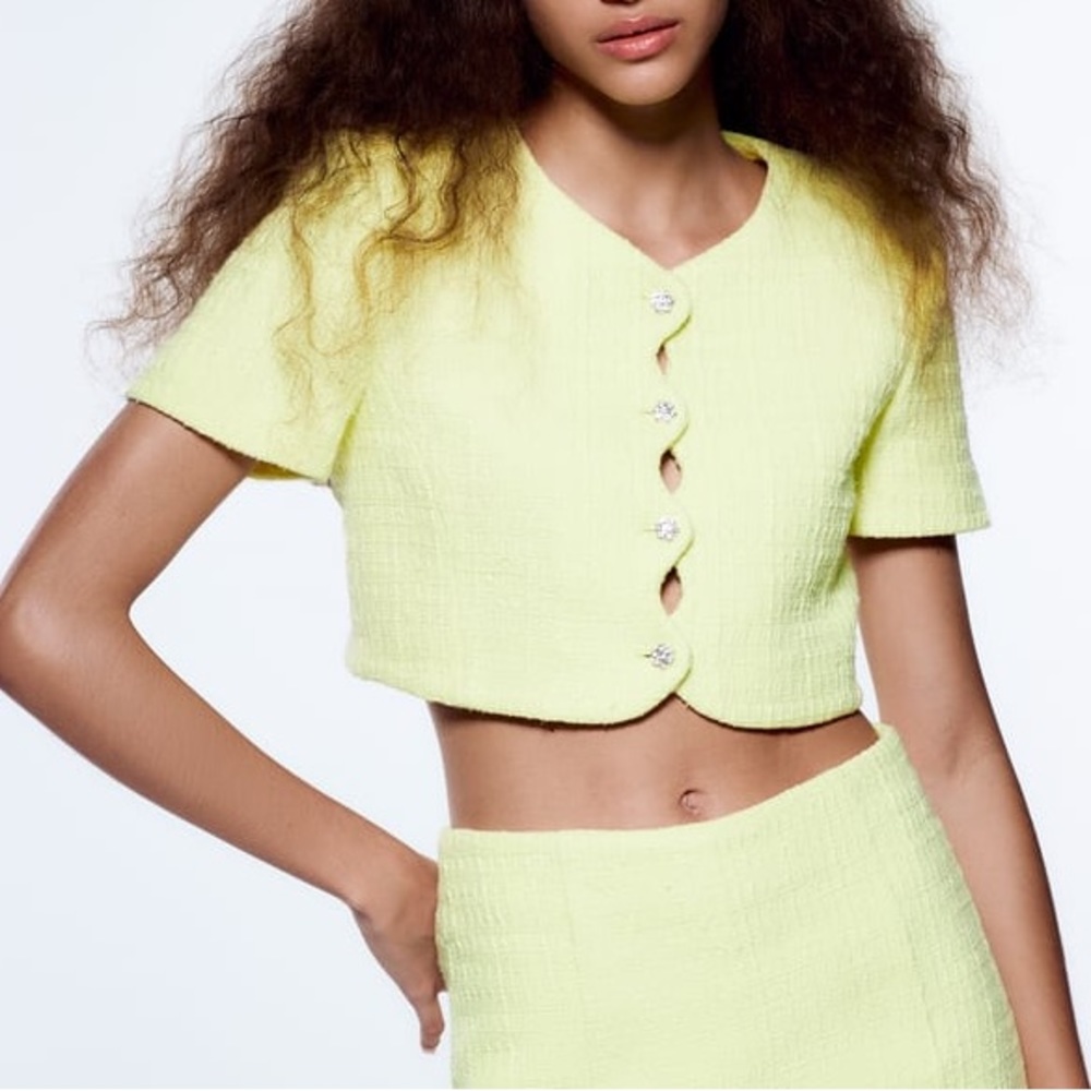 Zara Cropped Butter Yellow Short Sleeve Blazer